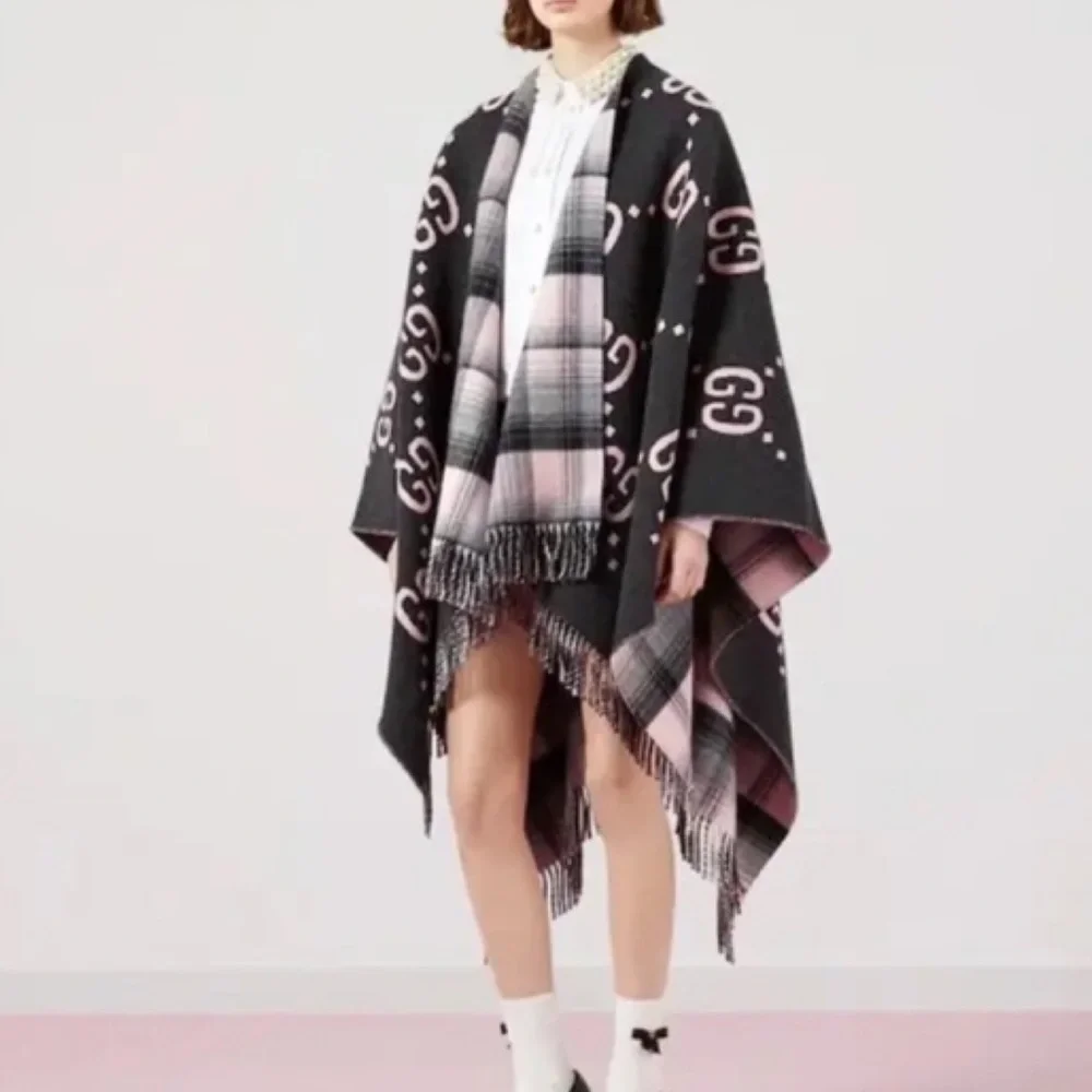 GUCCI GG logo check fringed reversible poncho cape wrap